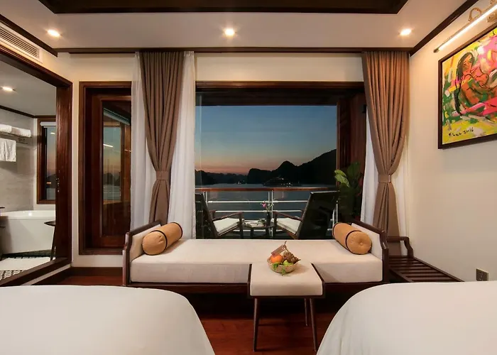 Heritage Cruises Binh Chuan Cat Ba Archipelago 